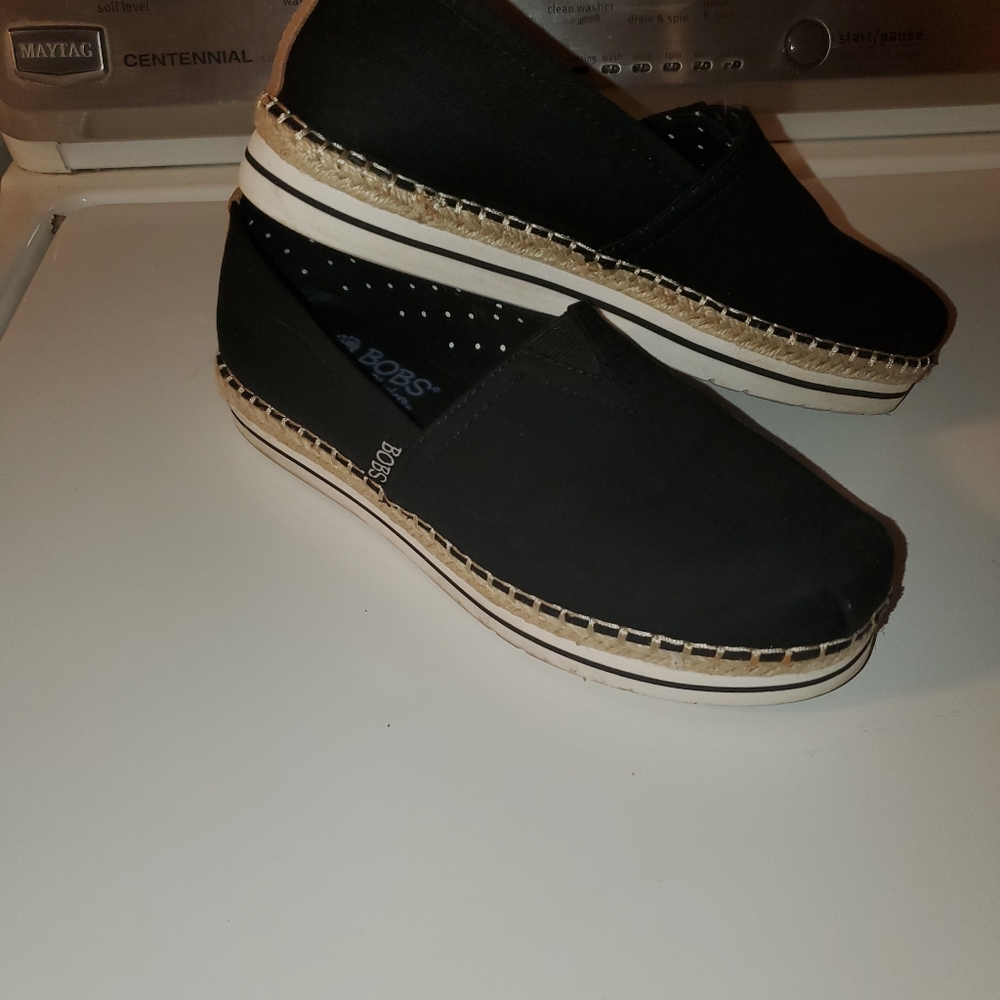 Bobs slip on. SOLD